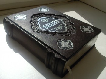 Библия4.jpg (950.6 КБ) 25146 просмотров Библия с серебряным срезом